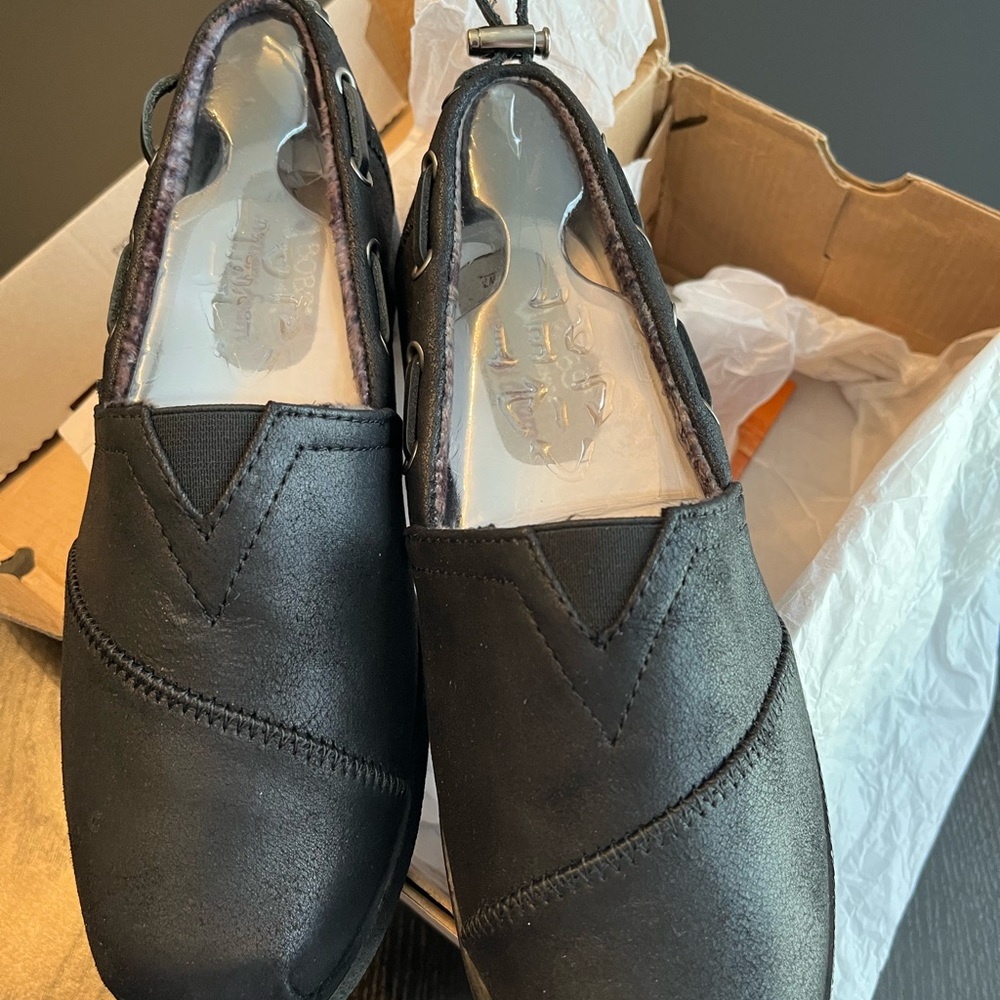 BOBS by Skechers Women’s Chill Luxe Flats